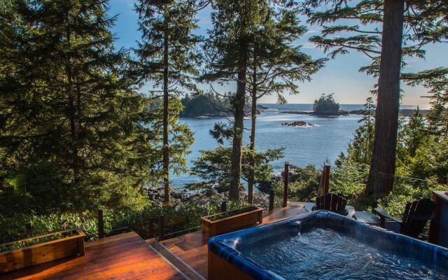 A Snug Harbour Inn