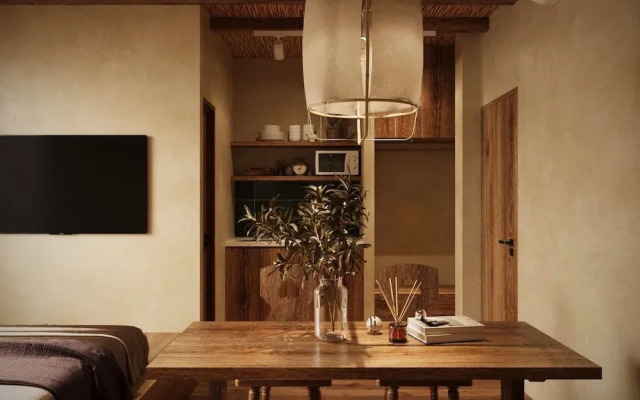 UNIQUE Creative Apartment in Old Quarter