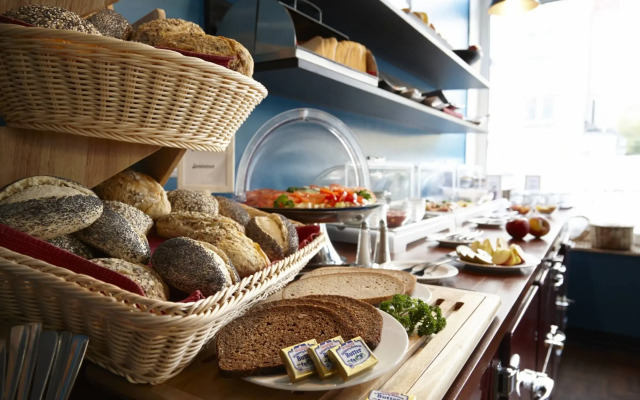 Hotel Liegeplatz 13 Kiel by Premiere Classe