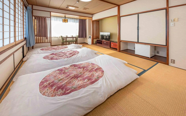 New Makomo Hotel – Guest Rooms – Itako