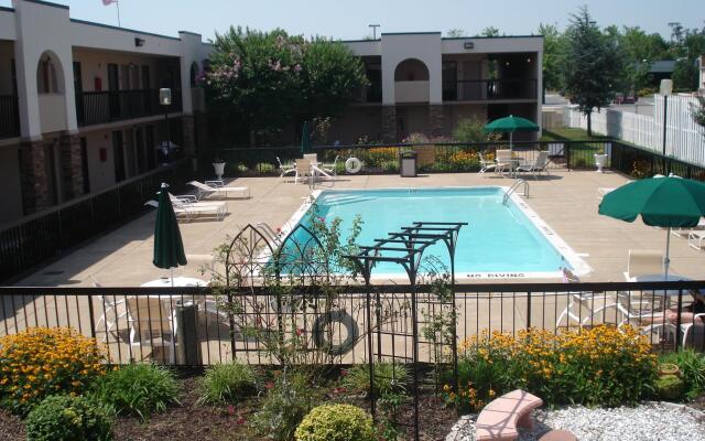 Motel 6 Stafford, VA - Quantico