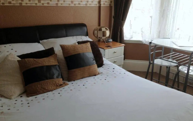 Seashells Guest House