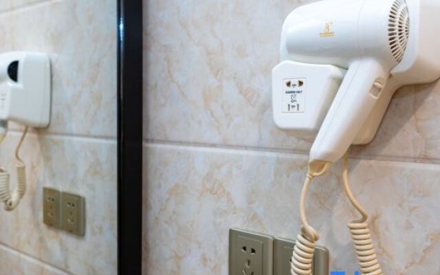 Netfish e-sports Hotel (Shanghai Hongqiao Railway Station)