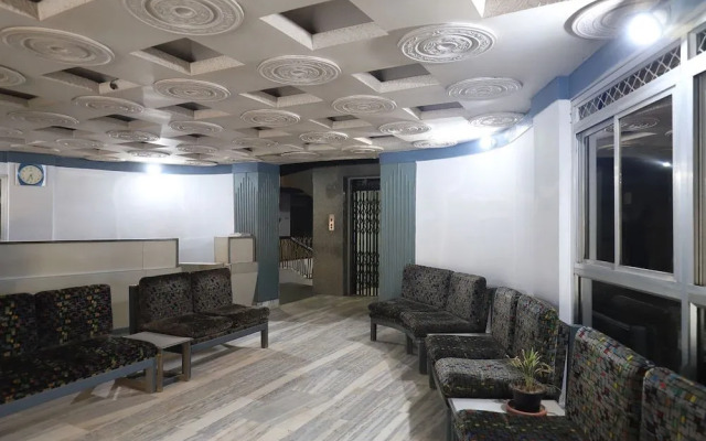 OYO 15983 Hotel Devpriya