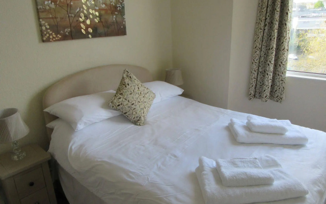 Ferndale Lodge