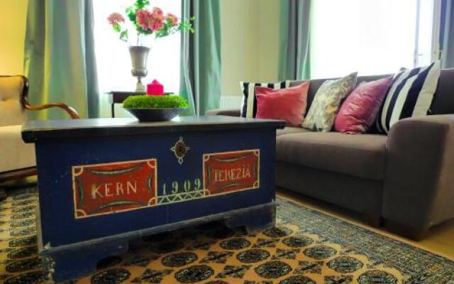 Golden Stars Budapest Apartments