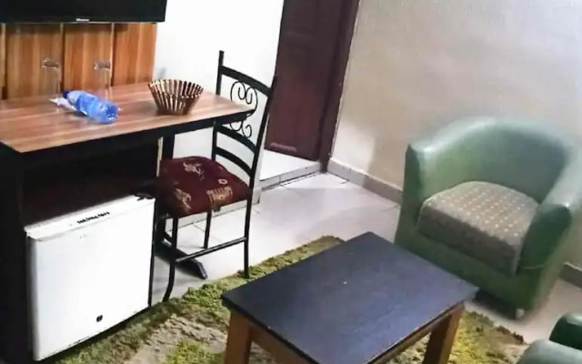 Leisure Spring Hotel