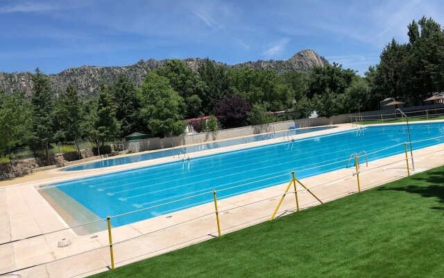 Camping Pico De La Miel