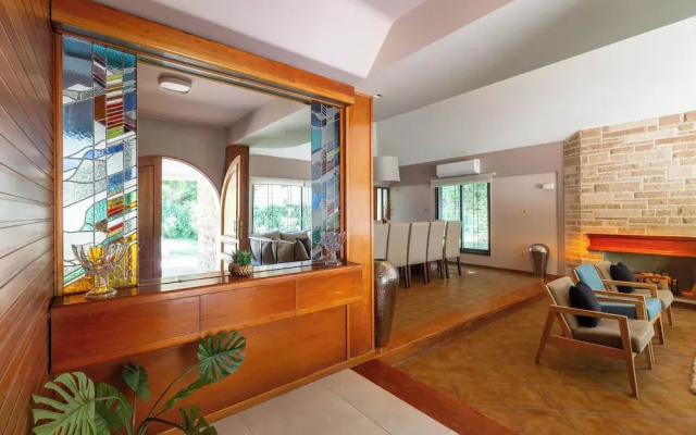 MOT Wine Country Mansion