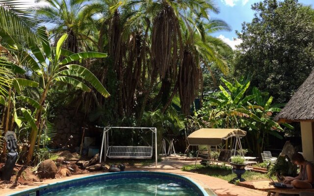 It's a Small World Backpackers Lodge - Hostel