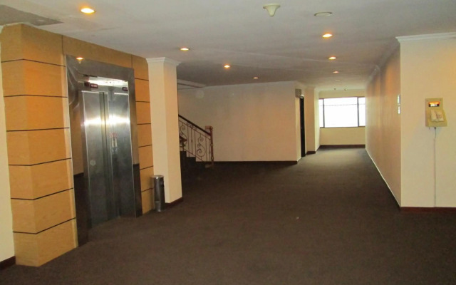 Hotel Kini
