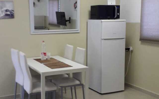 KAV Apartments-Next to Assuta Biriya St.