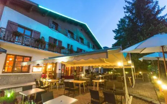 Logis Hotel Les Peupliers