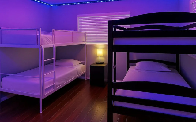 Fun Pool Relax16miles Bushgarden