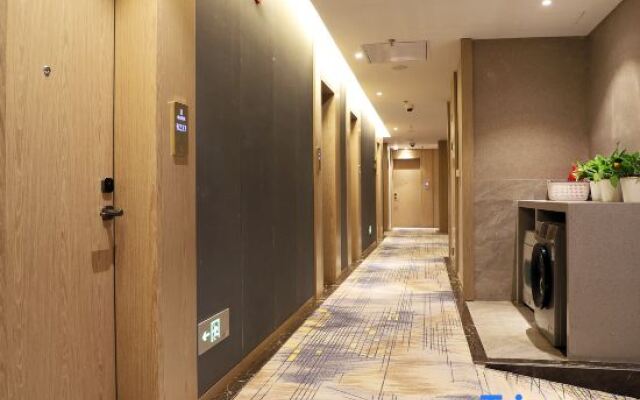 Waiting Hotel (Zhongshan Hospital, Damuqiao Road Metro Station)