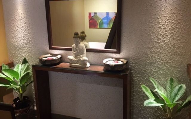Hotel Gopika International