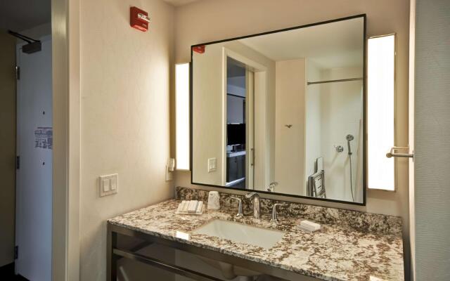 Hilton Garden Inn Detroit Troy