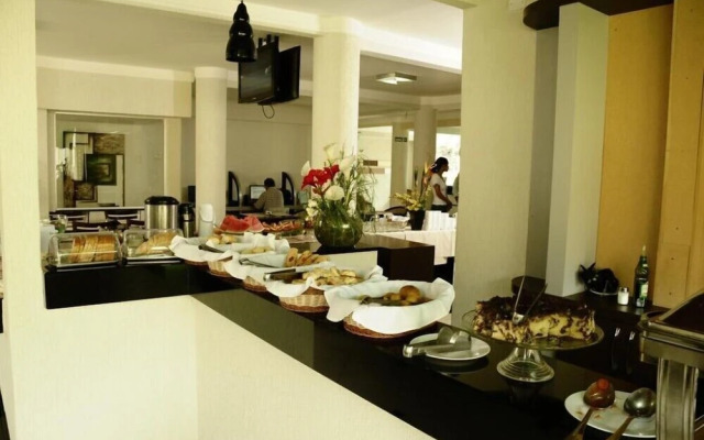 Garden Hotel