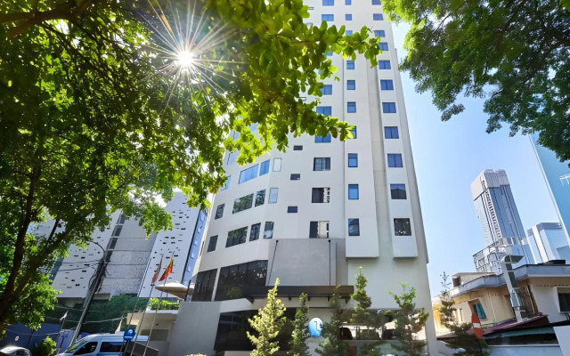 J-Hotel by Dorsett