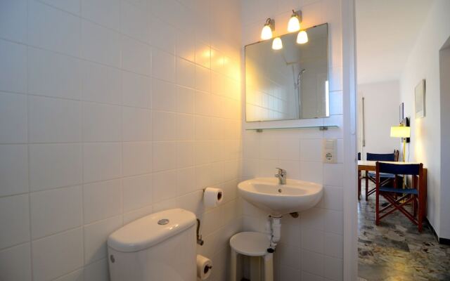 Apartamentos Riells Park