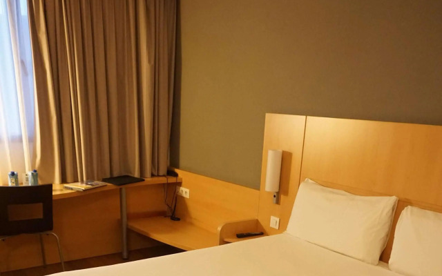 ibis Girona Costa Brava