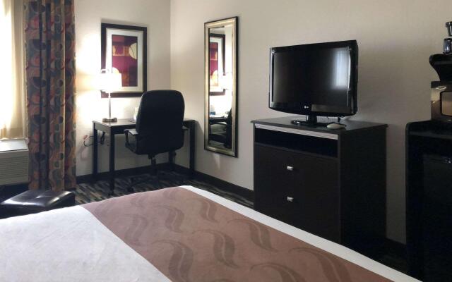 Quality Inn & Suites Denver International Airport