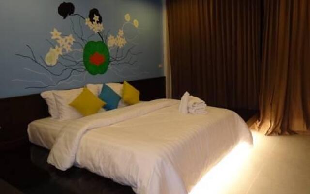 V2 Seagate Hip Hotel