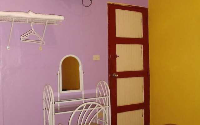 Hotel Maya
