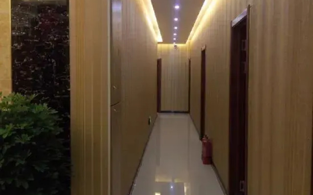 Yanji Hongtai Hotel