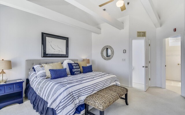 Atlantic Watergate 16 by Long & Foster