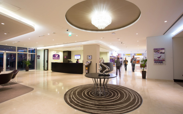 Premier Inn Abu Dhabi Airport (Business Park)