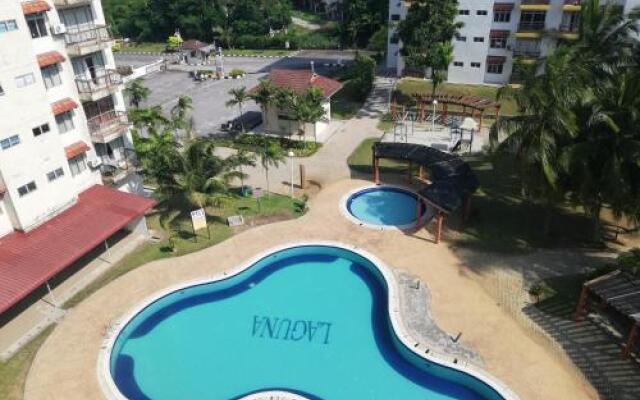 PD Homestay Laguna / Ocean Apartment