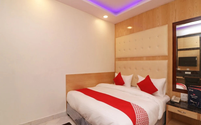 Hotel The Karlo Kastle By OYO Rooms