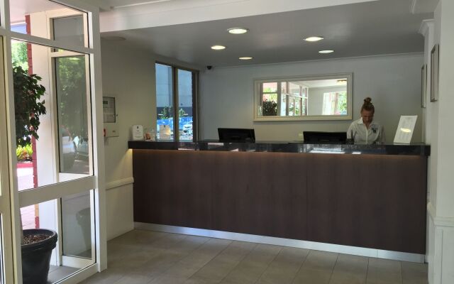 Silkari Urban CKS Sydney Airport Hotel