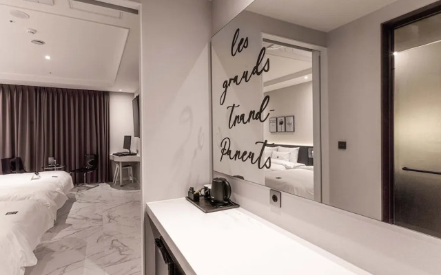 Zam 101 Hotel