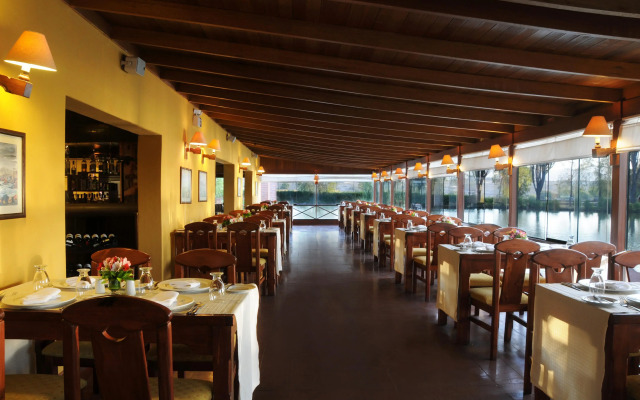 BTH Hotel Arequipa Lake