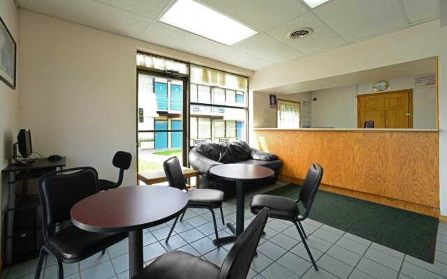 Loyalty Inn Maryville
