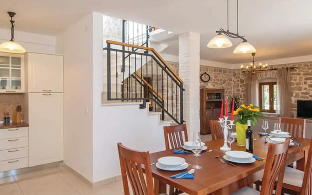 Holiday Home Lovište