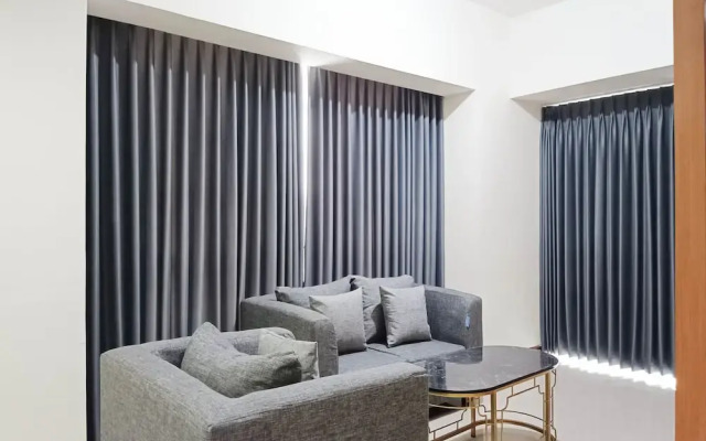 Spacious And Comfortable 3Br Vida View Makassar Apartment