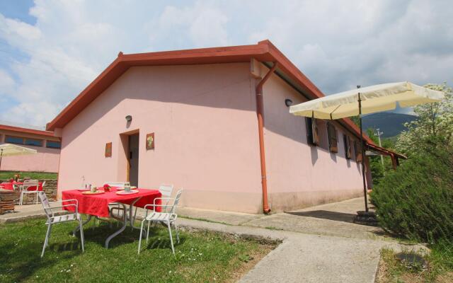 Rural agritourismo with panoramic swimming pool.