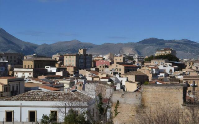 Antica Torre dell'Acqua del 1100