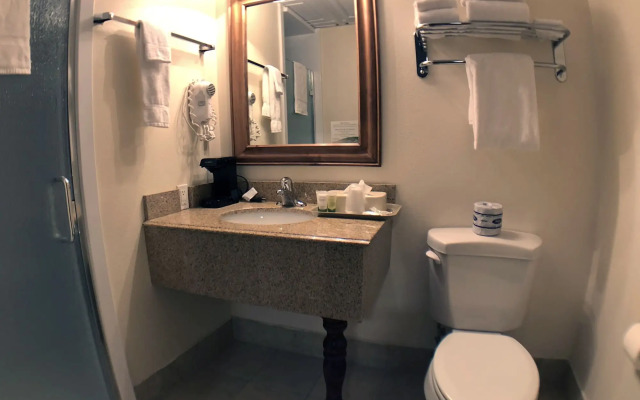 Bumbleberry Inn
