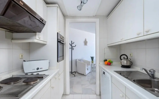 Stunning apartment in Puerto Marina