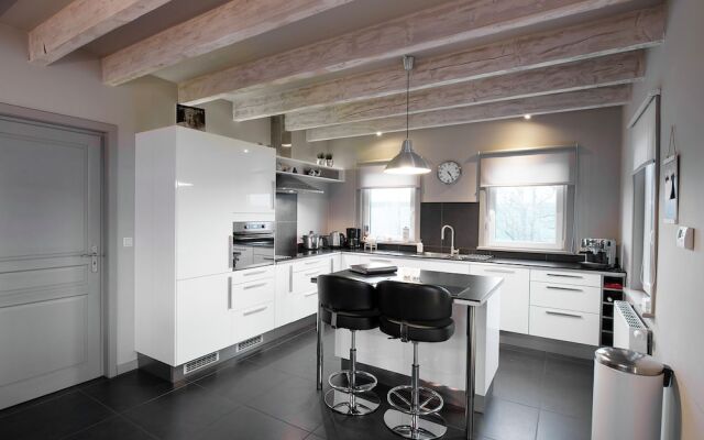 Gorgeous Holiday Home in Sainte-Ode Luxembourg with Garden