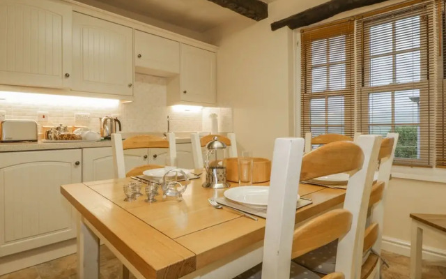Ale Cottage