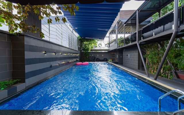 Zen Riverside Hotel & Residences