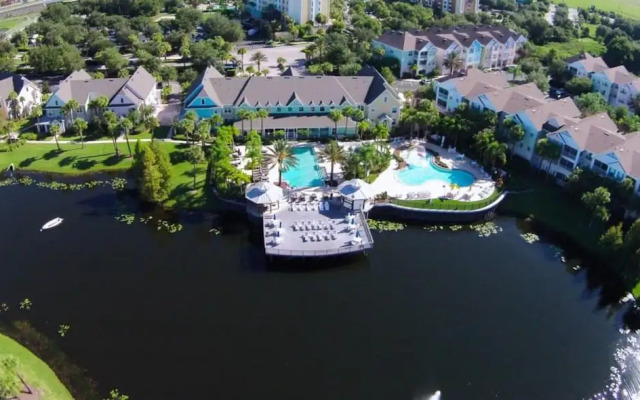 Runaway Beach Condo in Kissimmee