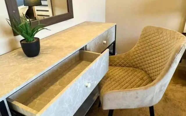 Bq Hotel Suites