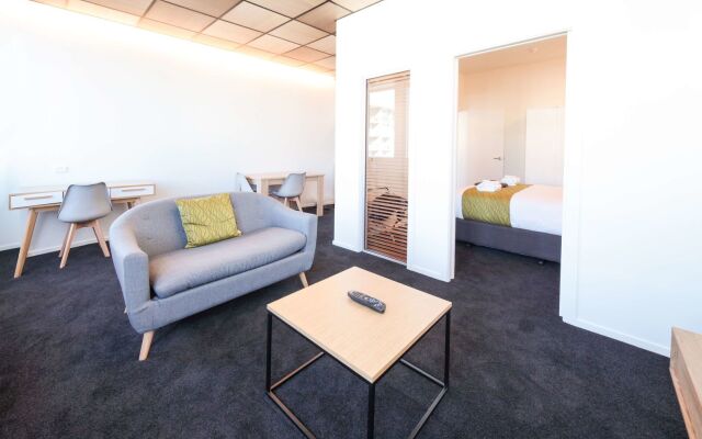 Liberty Apartment Hotel