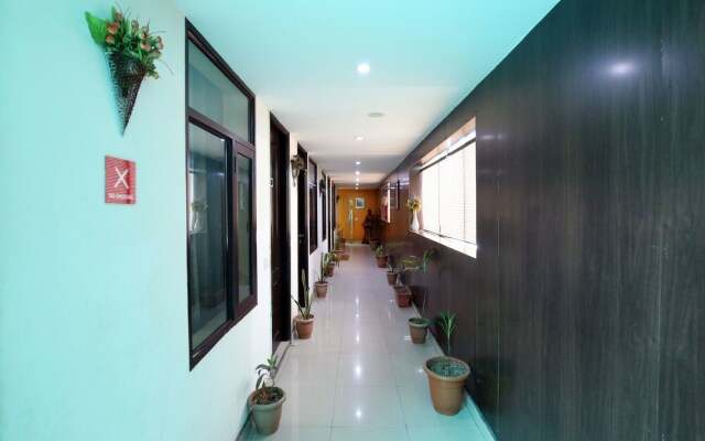 OYO 1732 Hotel The days Inn